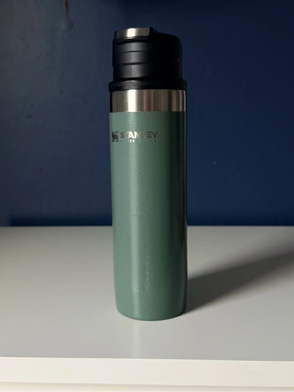 Stanley Master Series Vacuum Bottle - Green Travel Tumbler 20oz - Picture 3 of 7